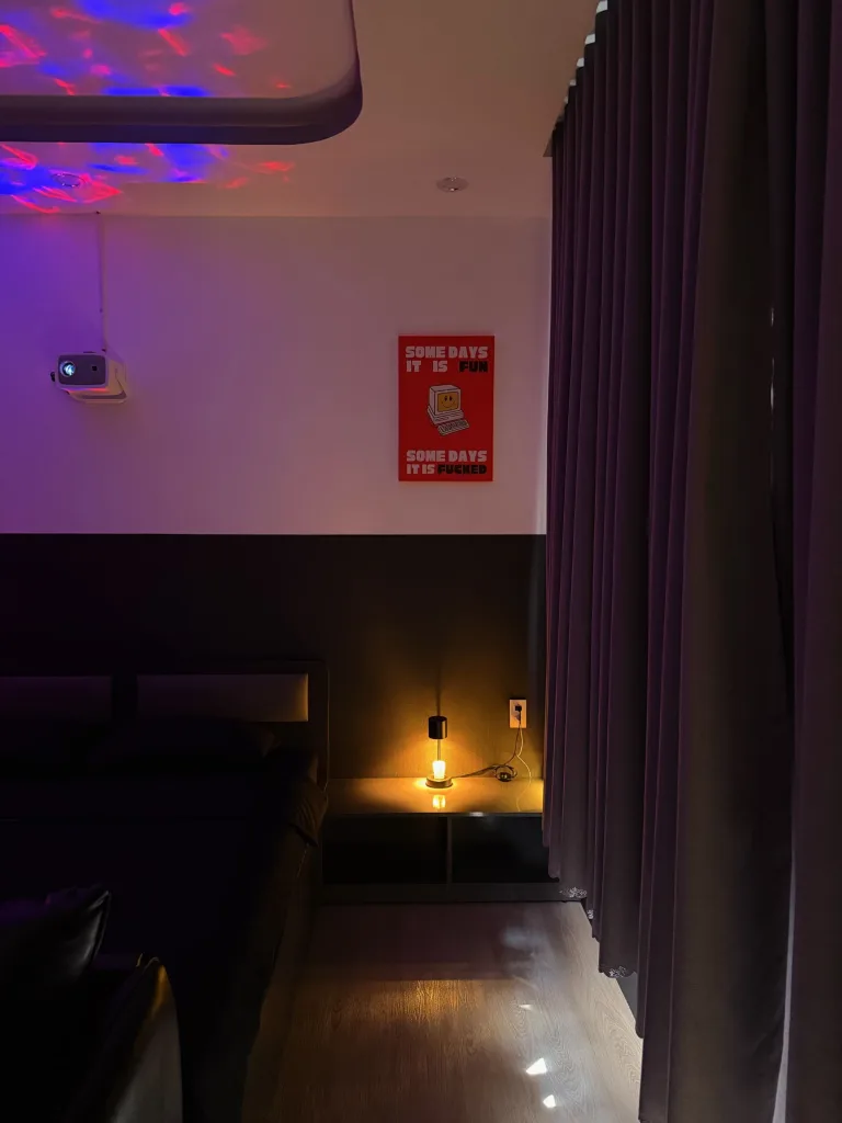 Phòng Mute Room (102) — Long Toàn | Là HÔM Homestay Bà Rịa — ảnh 3